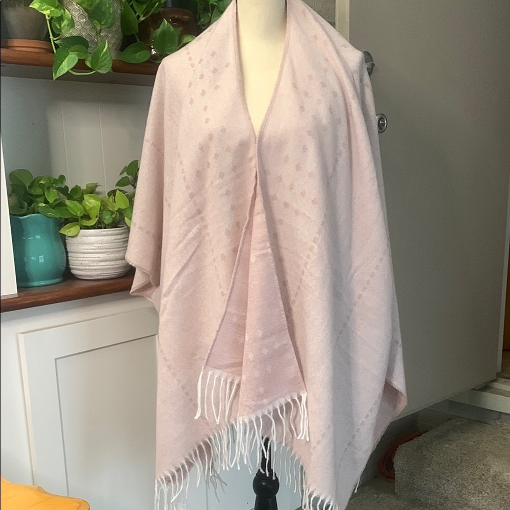 Gentle Fawn Hermosa kimono cover up cozy shawl shrug blush and pink NWT